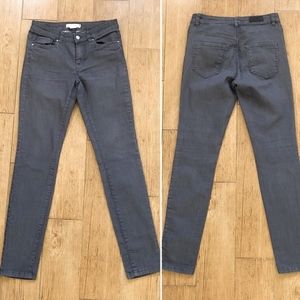 H&M’s L.O.G.G Blue Gray Skinny Jeans